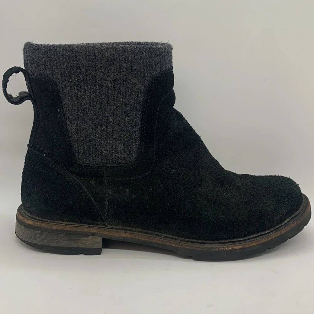 L.L. Bean *Flaw East Point Chelsea Suede Boot Black (8 1/2 Medium) Winter Snow